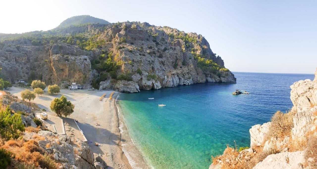 Regina Studios & Hotel Karpathos Exterior foto