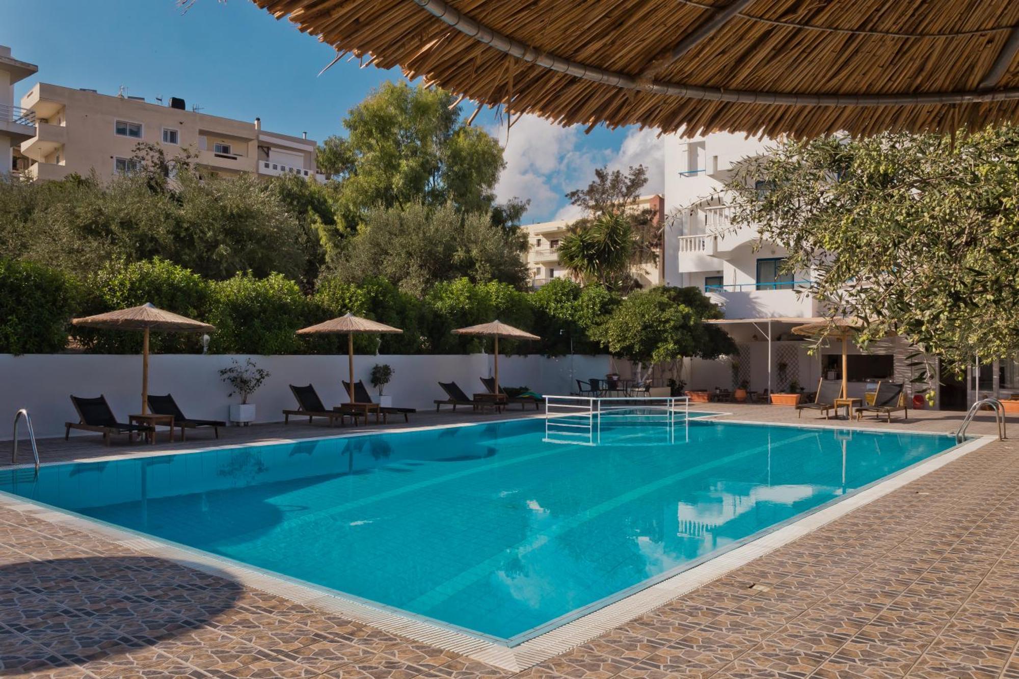 Regina Studios & Hotel Karpathos Exterior foto